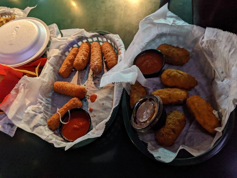 Hammocks Grill food